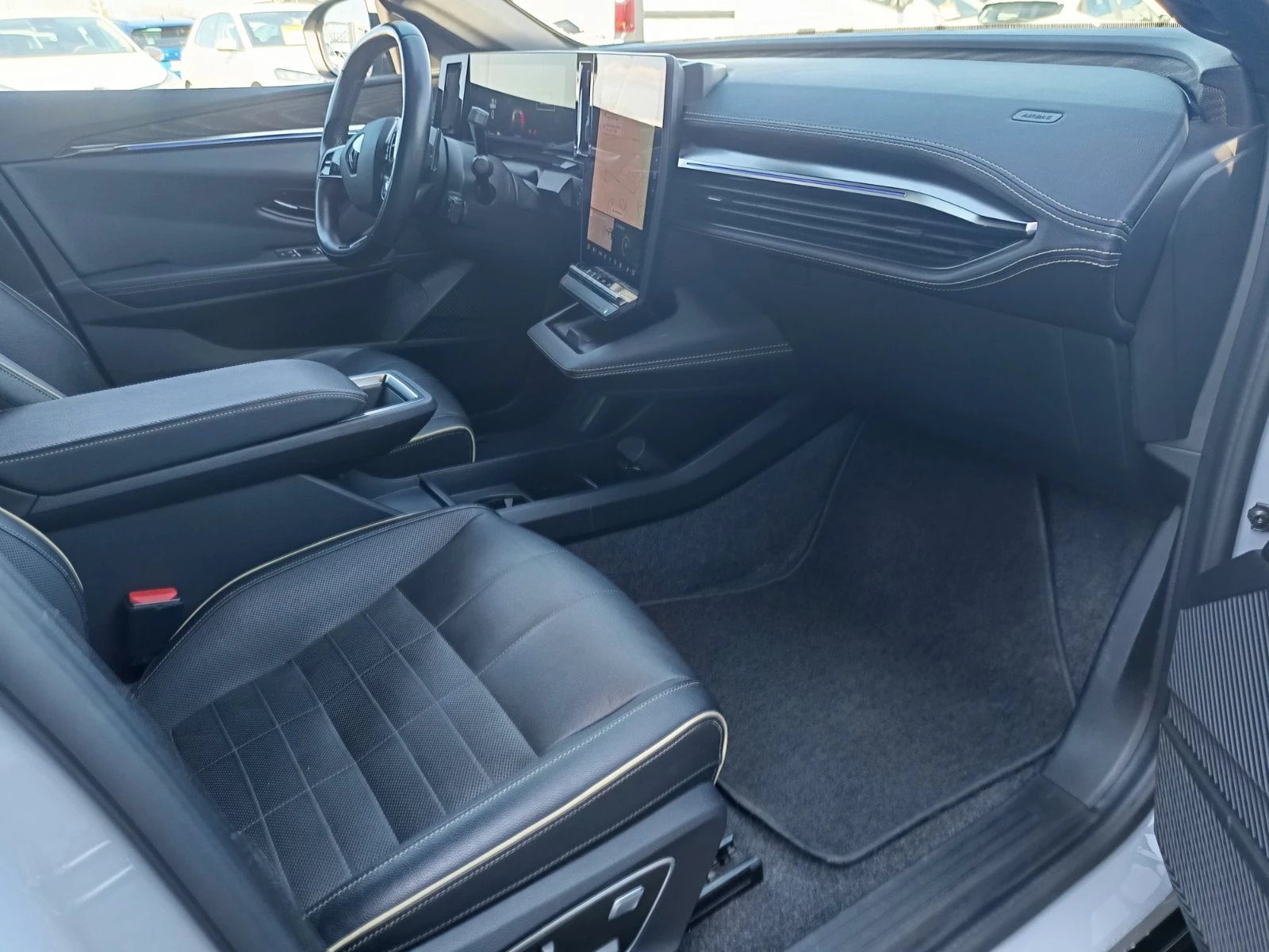 Renault Megane electric Iconic EV 60 220 �.�. optimum charge | Mobile.bg � ����������� 9