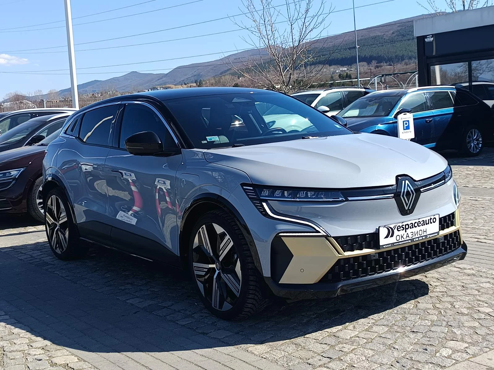 Renault Megane electric Iconic EV 60 220 �.�. optimum charge | Mobile.bg � ����������� 3