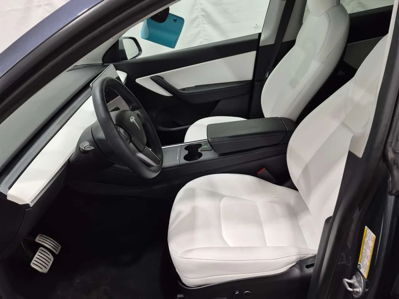 Tesla Model Y PERFORMANCE| АВТОПИЛОТ| ПАНОРАМА| CARFAX| , снимка 8 - Автомобили и джипове - 54280019