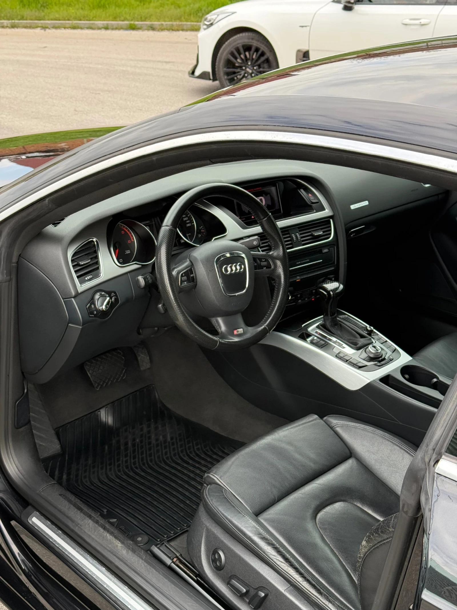 Audi A5 3.0 TDI QUATTRO S-Line, снимка 10 - Автомобили и джипове - 54382778