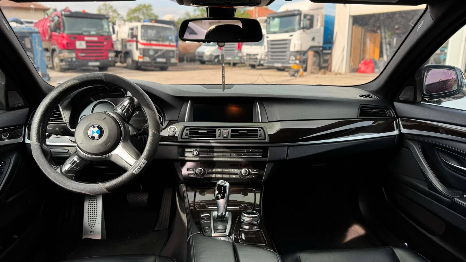 BMW 535 xi M Pack обслужена, снимка 9 - Автомобили и джипове - 54614338