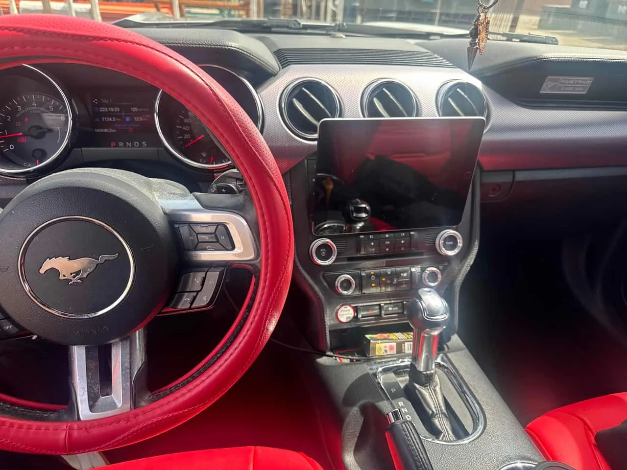 Ford Mustang * EcoBoost* АВТОКРЕДИТ БЕЗ ПЪРВОНАЧАЛНА ВНОСКА* , снимка 9 - Автомобили и джипове - 54667476