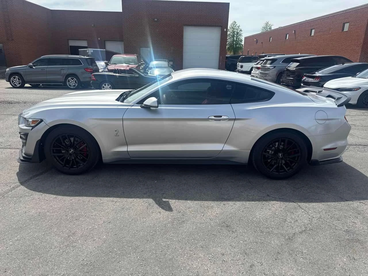Ford Mustang * EcoBoost* АВТОКРЕДИТ БЕЗ ПЪРВОНАЧАЛНА ВНОСКА* , снимка 2 - Автомобили и джипове - 54667476