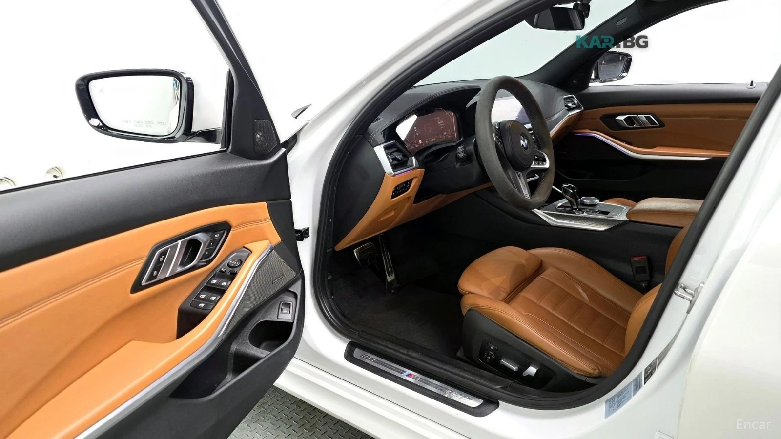 BMW 330 * M-SPORT* XDRIVE* 360* HEAD-UP* ПОДГРЕВ* ШИБИДАХ*, снимка 10 - Автомобили и джипове - 54892675