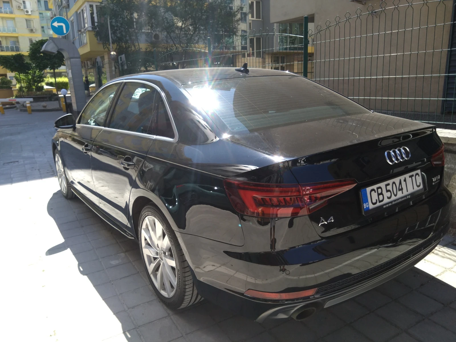 Audi A4 Седан, снимка 13 - Автомобили и джипове - 55742587