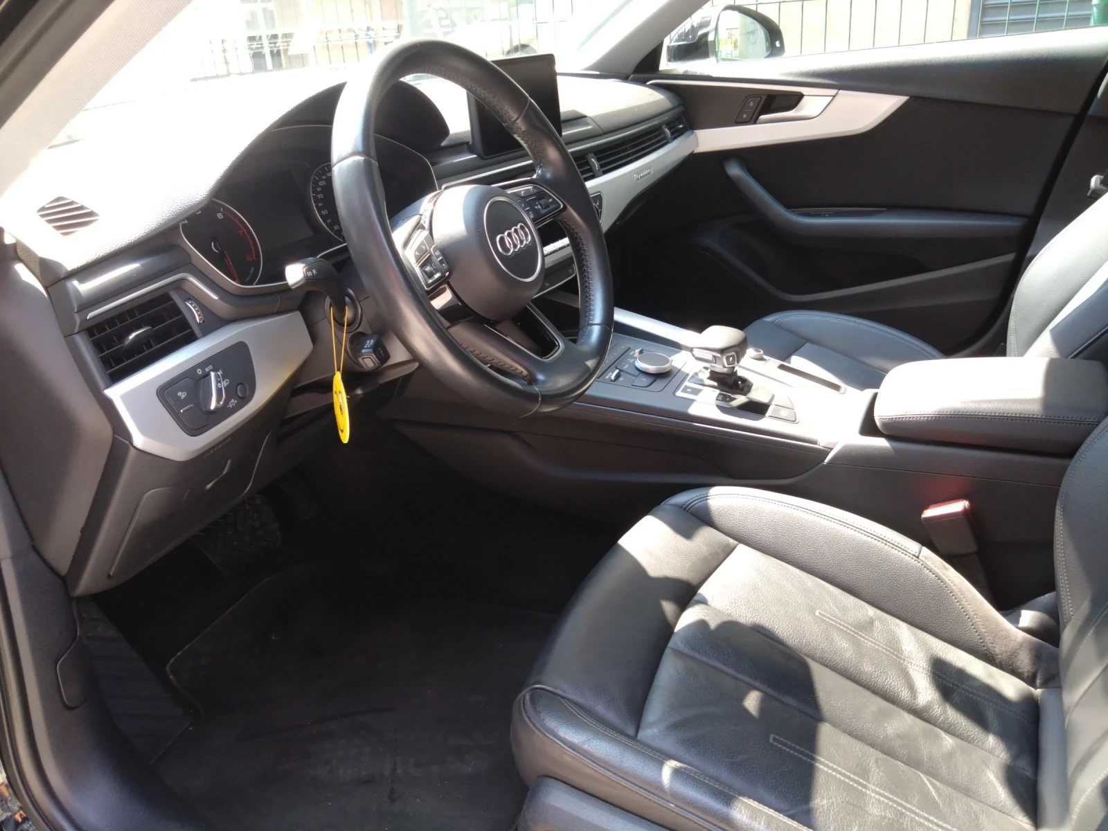 Audi A4 Седан, снимка 11 - Автомобили и джипове - 55742587