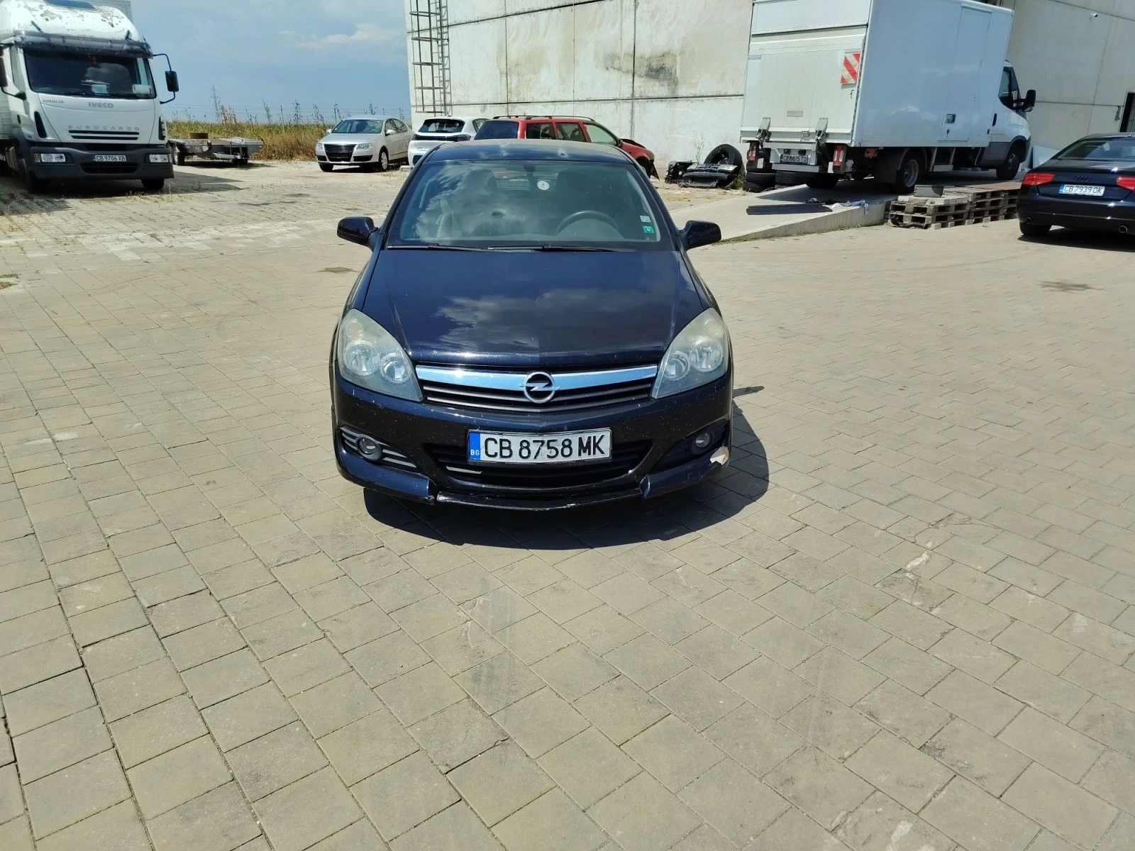 Opel Astra 1.9 GTC, снимка 2 - Автомобили и джипове - 55895795