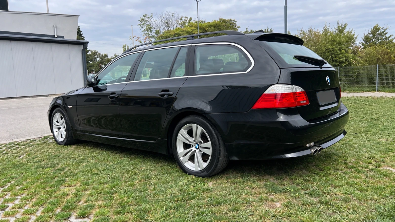 BMW 525 3.0d LCI, снимка 4 - Автомобили и джипове - 56629913