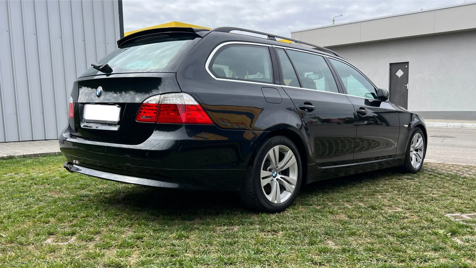 BMW 525 3.0d LCI, снимка 12 - Автомобили и джипове - 56629913