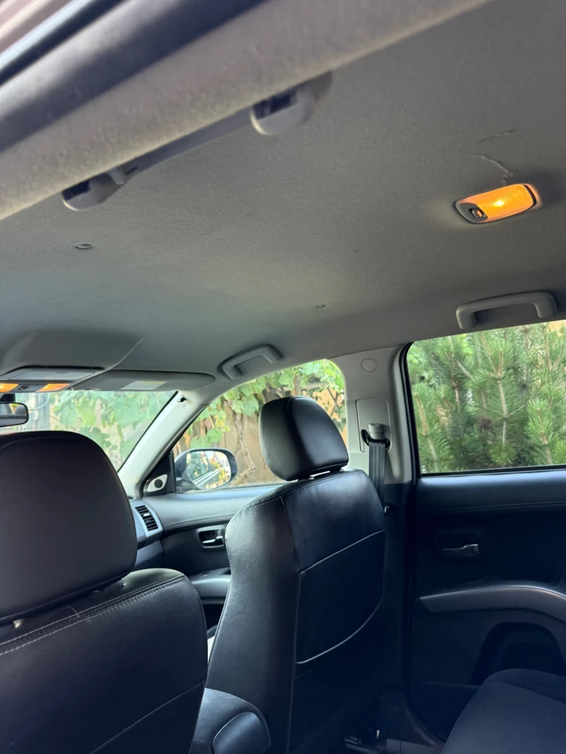Mitsubishi Outlander, снимка 7 - Автомобили и джипове - 52023850