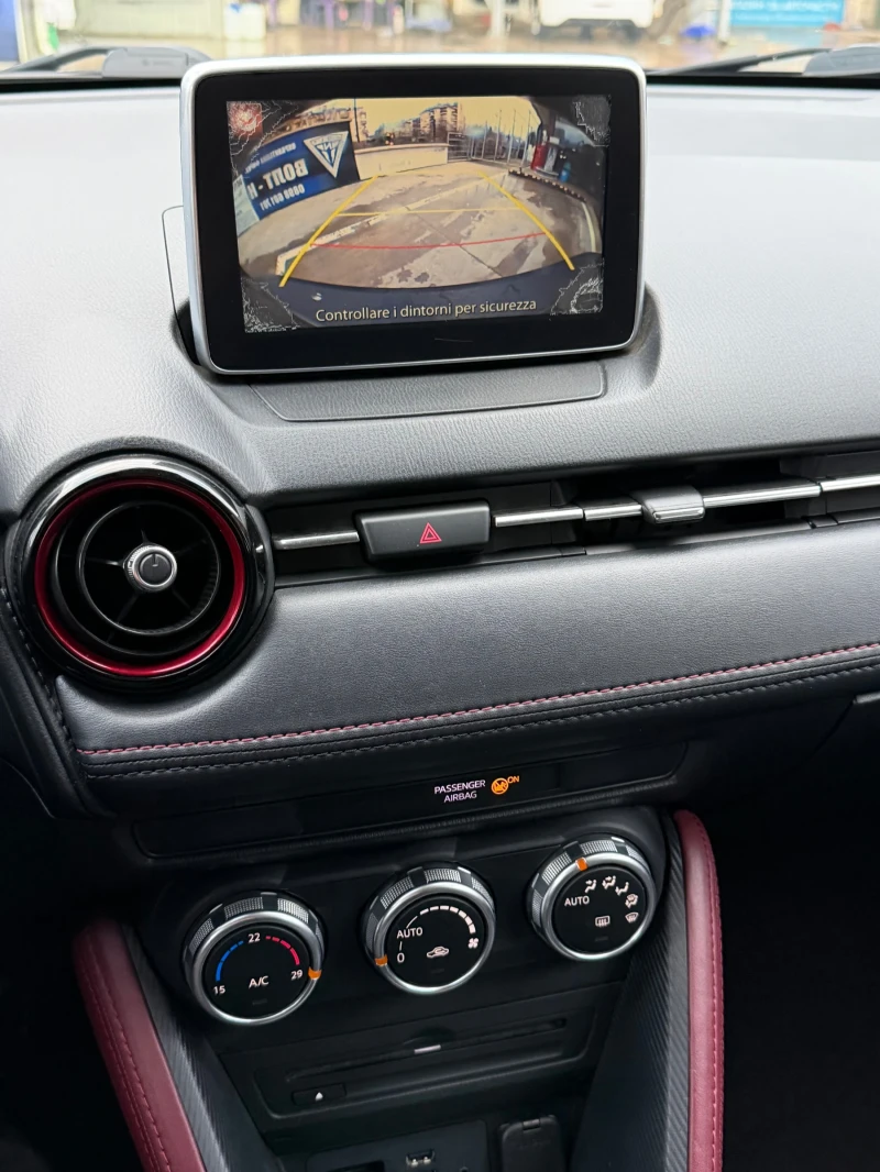Mazda CX-3 Skyactiv, снимка 10 - Автомобили и джипове - 53195883