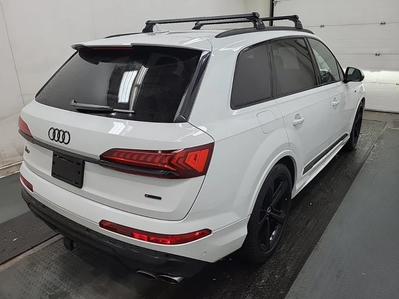 Audi SQ7 * PREMIUM PLUS * CARFAX * , снимка 3 - Автомобили и джипове - 53027580