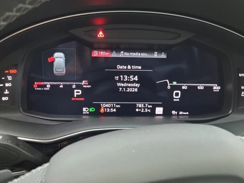 Audi SQ7 * PREMIUM PLUS * CARFAX * , снимка 10 - Автомобили и джипове - 53027580