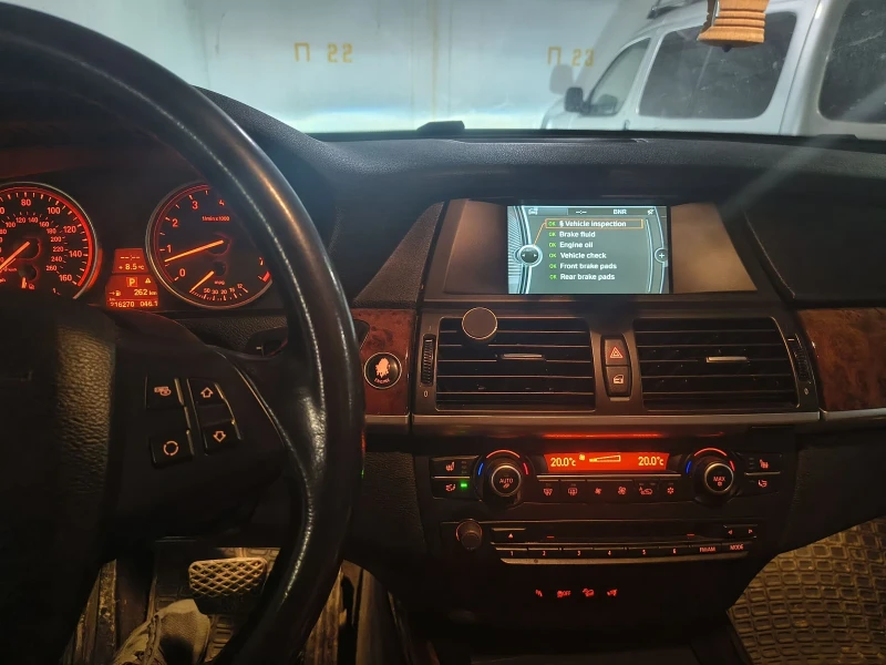 BMW X5, снимка 4 - Автомобили и джипове - 53428356