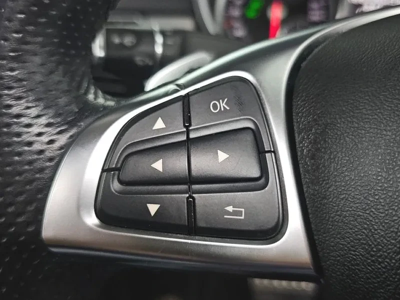 Mercedes-Benz GLE, снимка 15 - Автомобили и джипове - 54834155