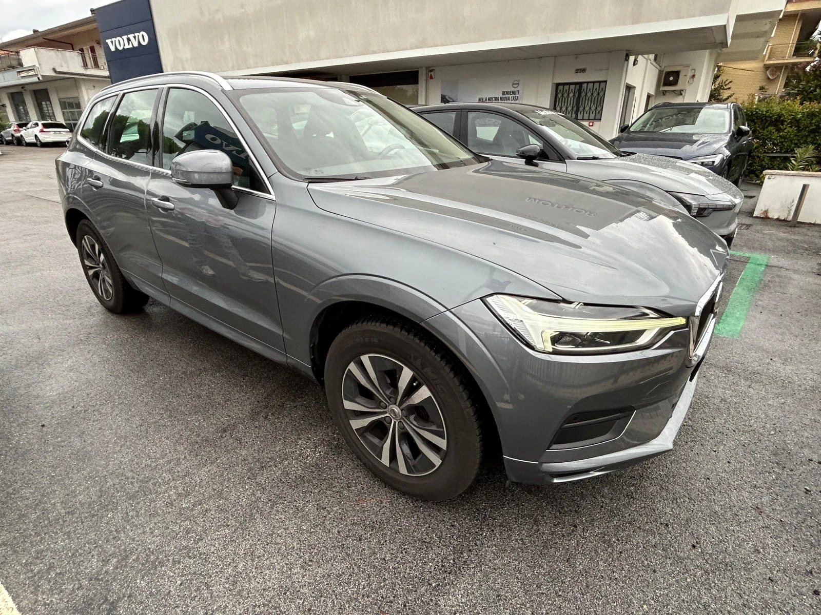 Volvo XC60 (КАТО НОВА) - изображение 2