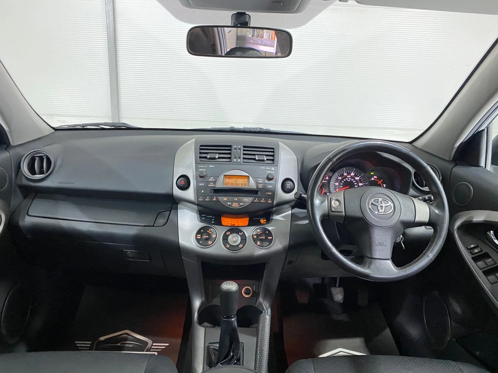 Toyota Rav4  - изображение 8