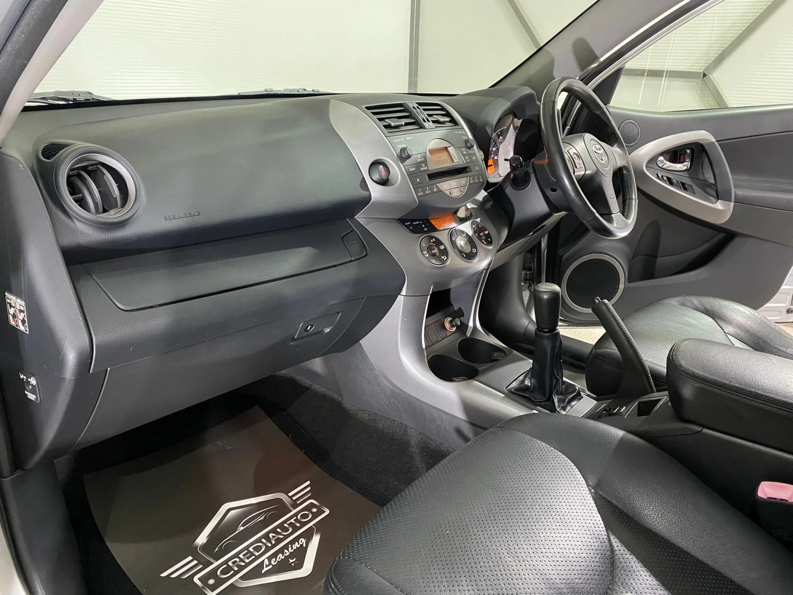 Toyota Rav4  - изображение 9