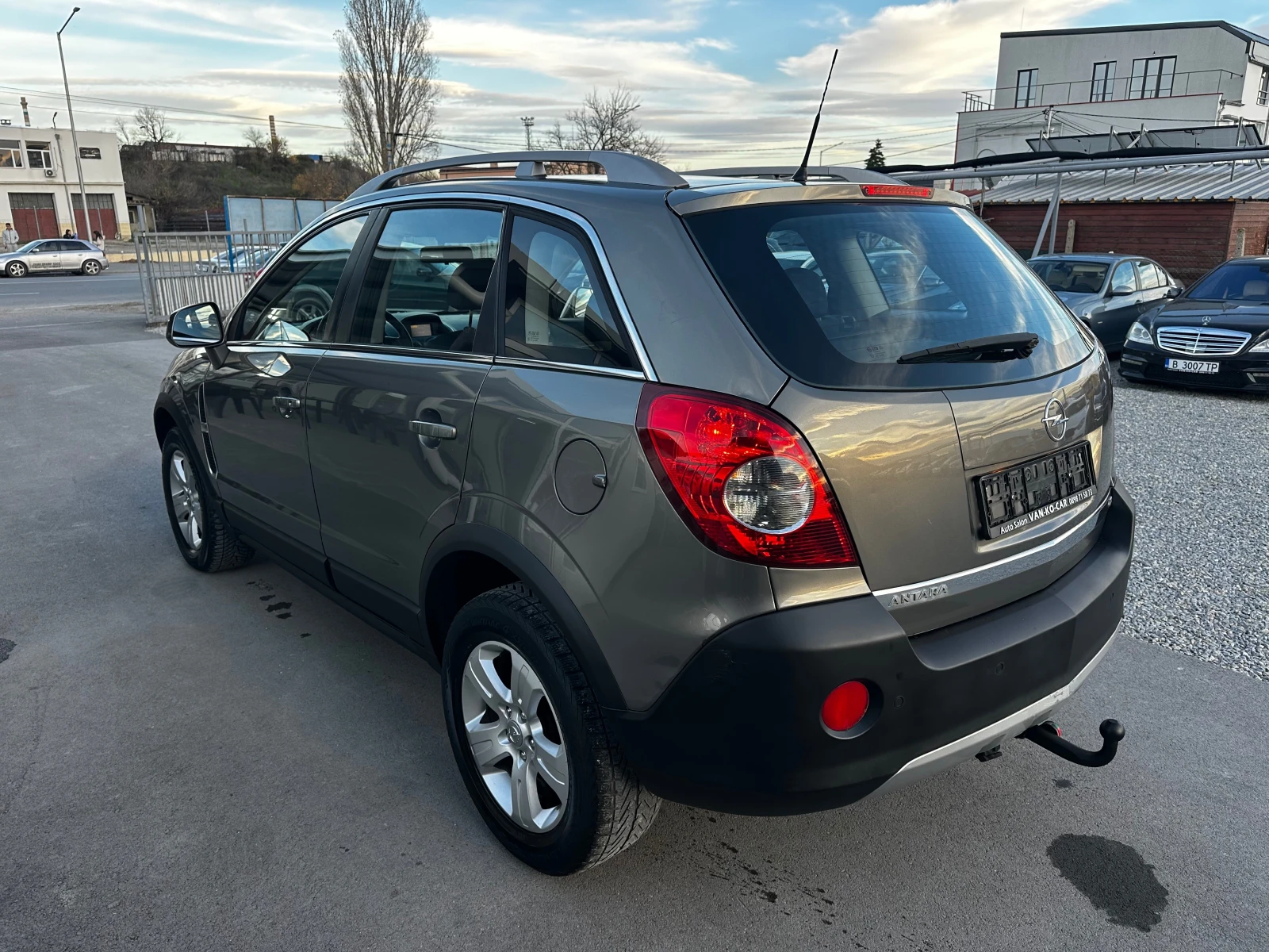 Opel Antara 2.4i 4x4 КАТО НОВА - изображение 3