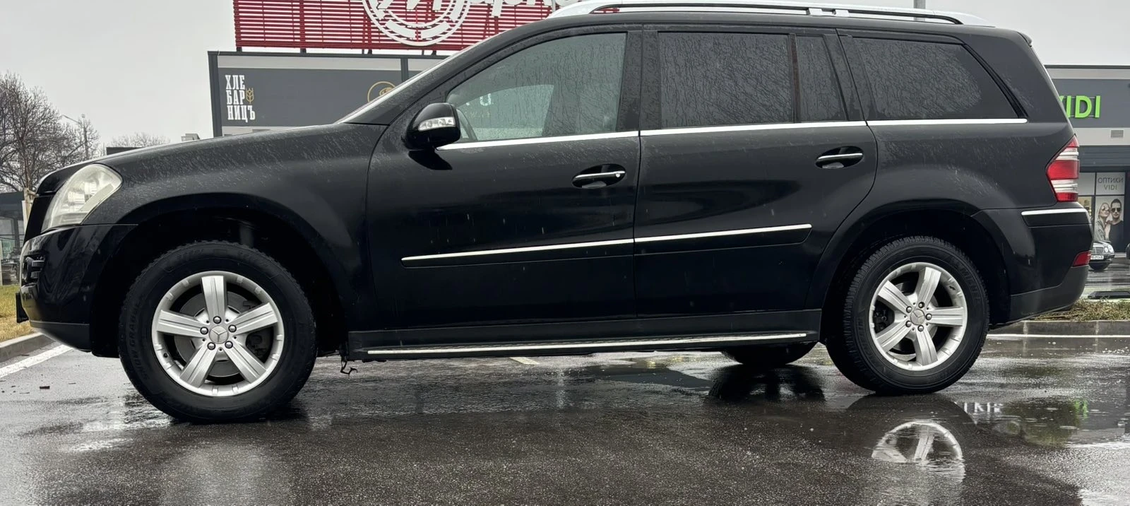 Mercedes-Benz GL 320 ПеРФЕКТНО СЪСТОЯНИЕ / РЕГИСТРИРАН/ ОБСЛУЖЕН/ - изображение 5