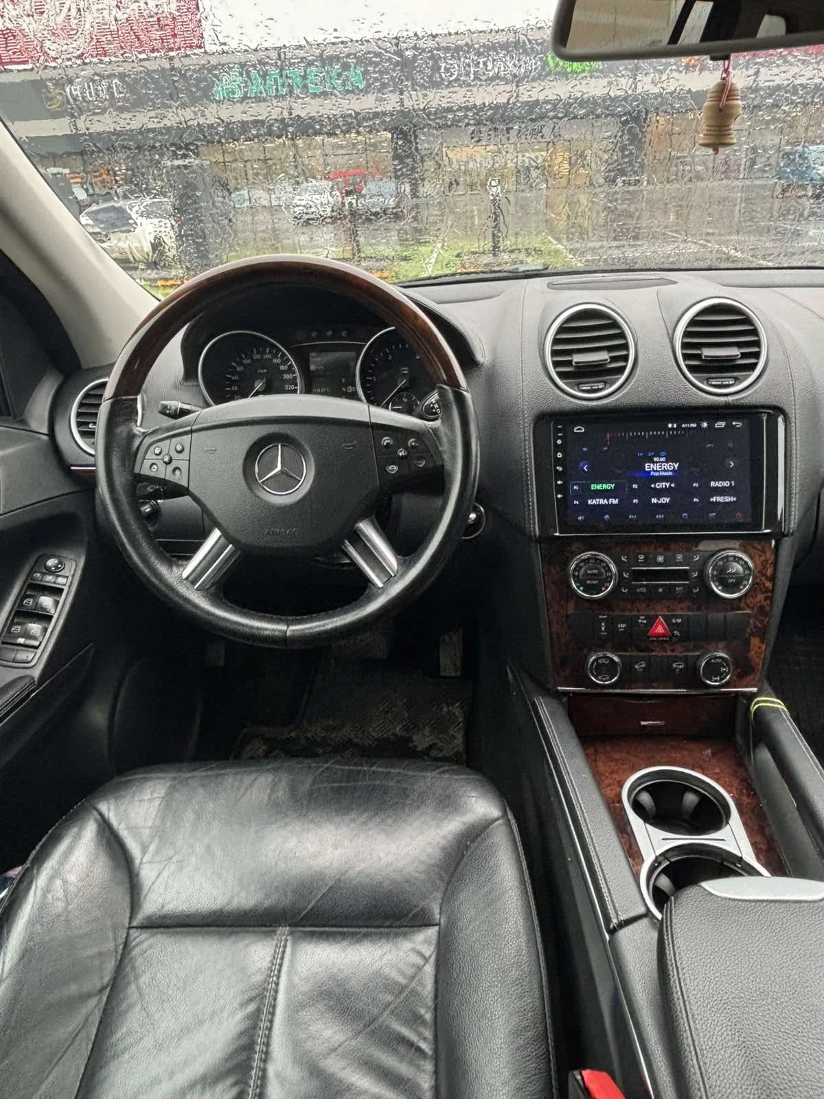 Mercedes-Benz GL 320 ПеРФЕКТНО СЪСТОЯНИЕ / РЕГИСТРИРАН/ ОБСЛУЖЕН/ - изображение 8