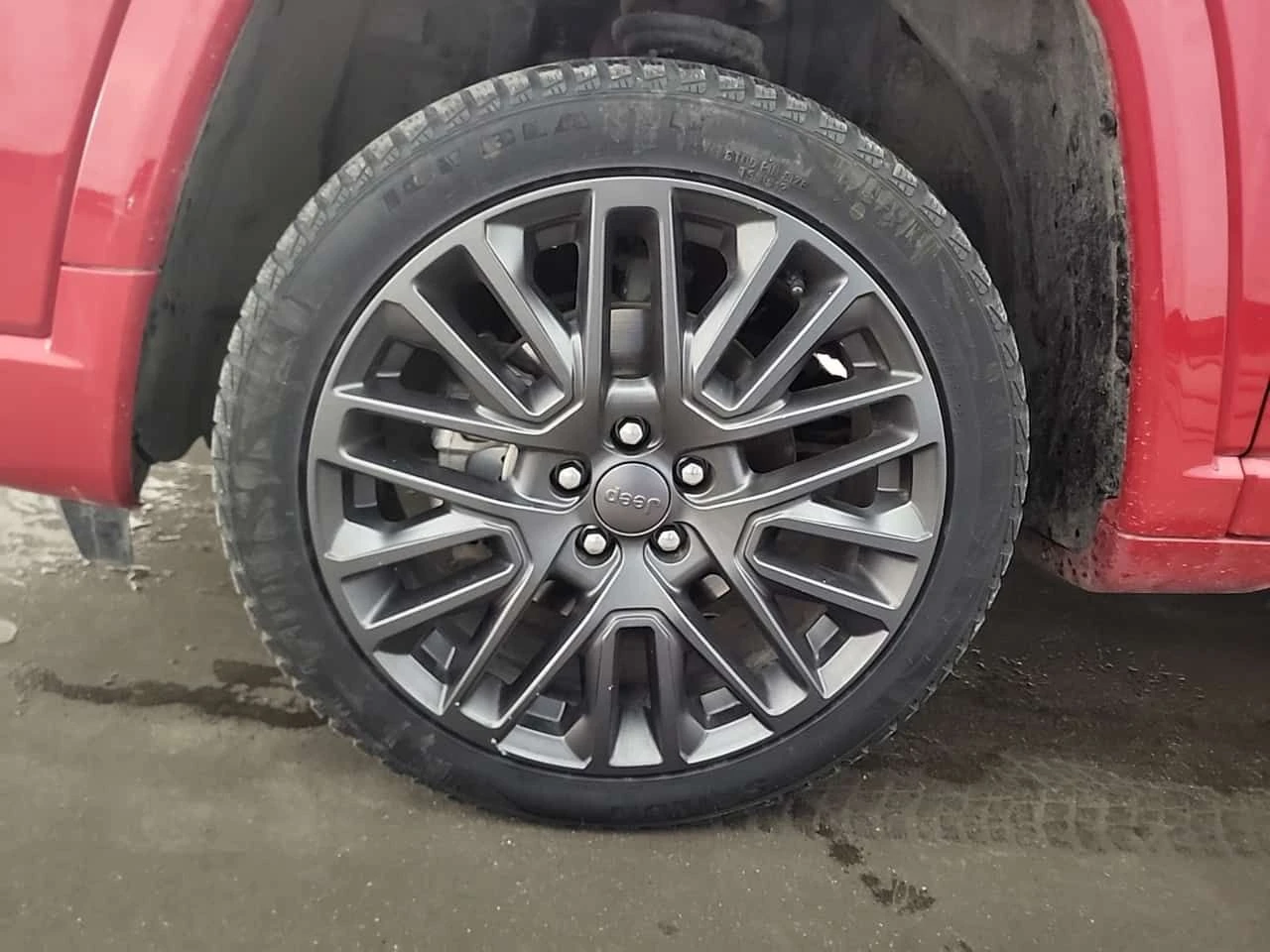 Jeep Compass RED EDITION| ПОДГРЕВИ| CARFAX| АВТОФИНАНСИРАНЕ - изображение 9