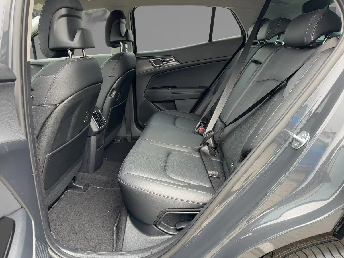 Kia Sportage 1.6PHEV/252HP/SPIRIT/360/NAVI/ACC/KLESS/806g | Mobile.bg � ����������� 15