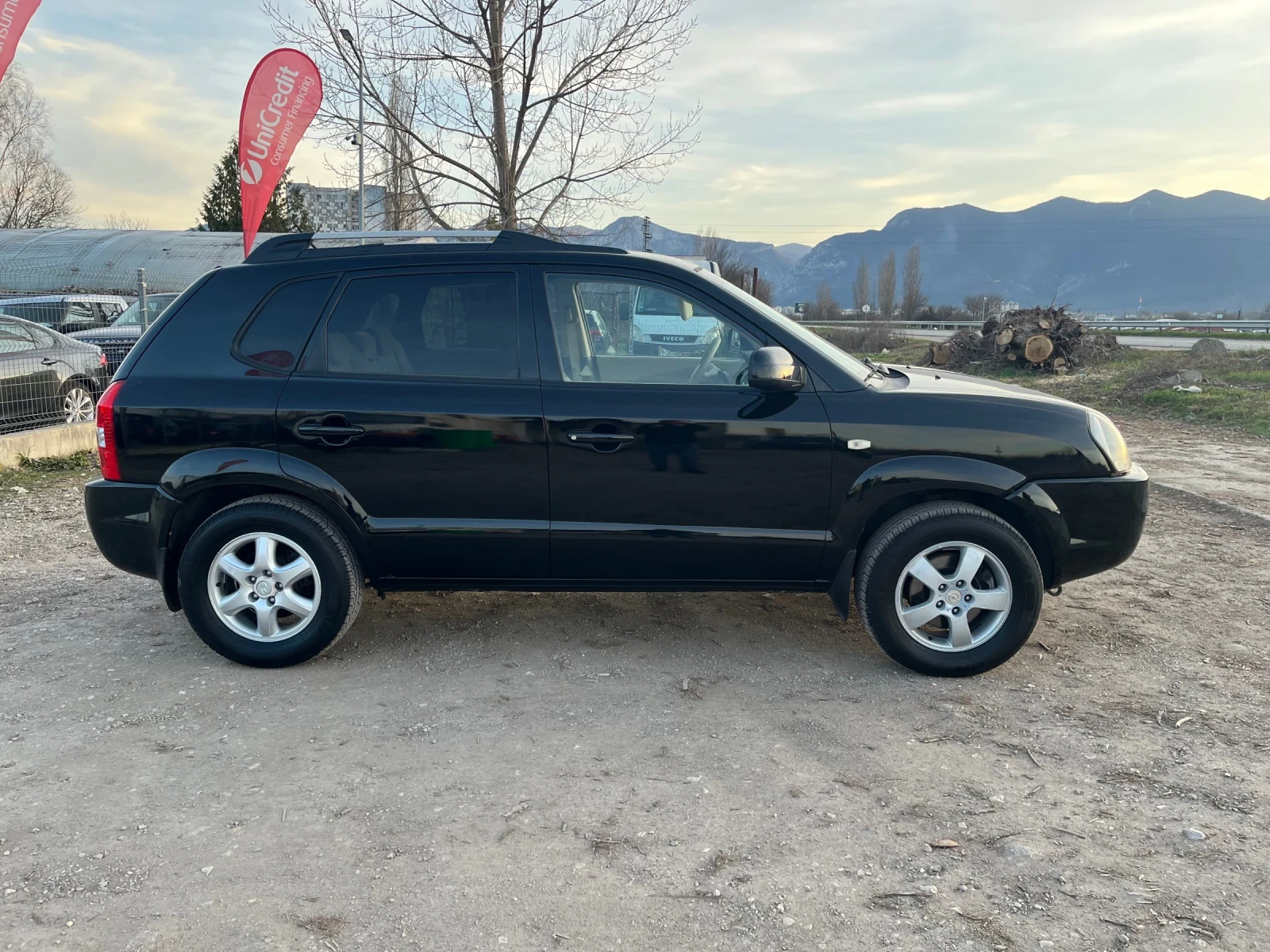 Hyundai Tucson 2.0i-140-GAS-4x4-ITALIA, снимка 4 - Автомобили и джипове - 53807133