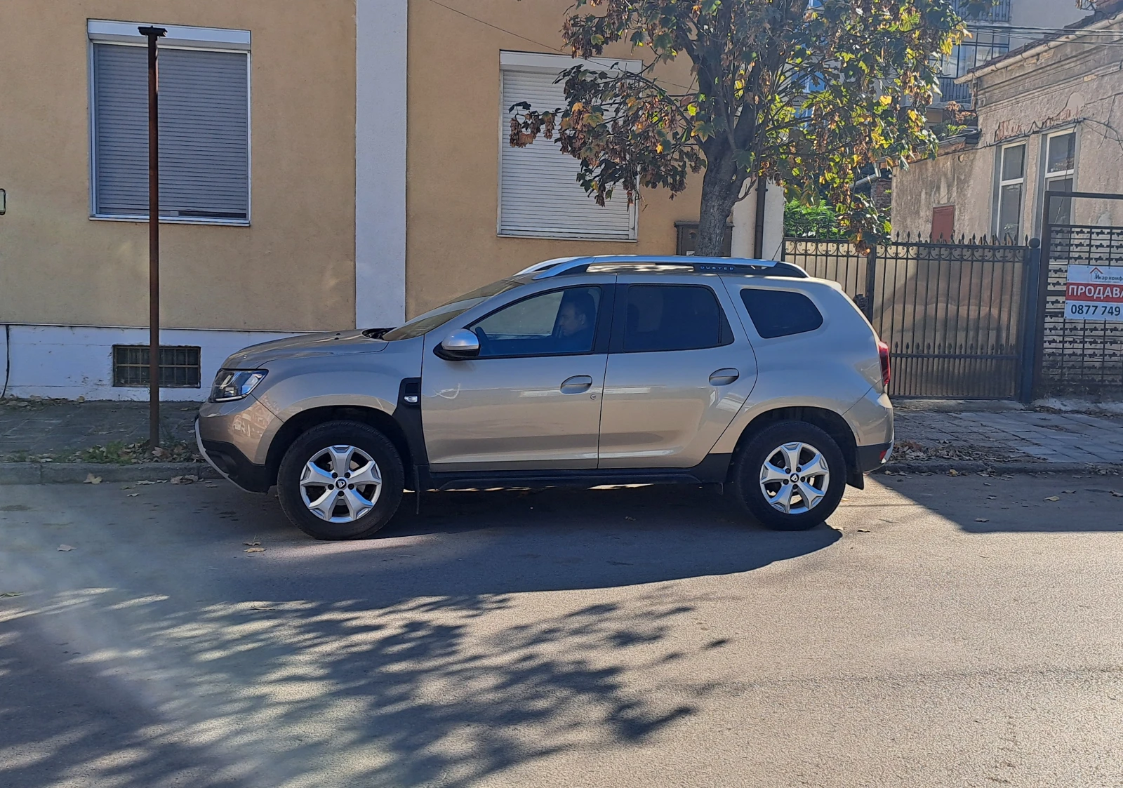 Dacia Duster, снимка 3 - Автомобили и джипове - 53985161