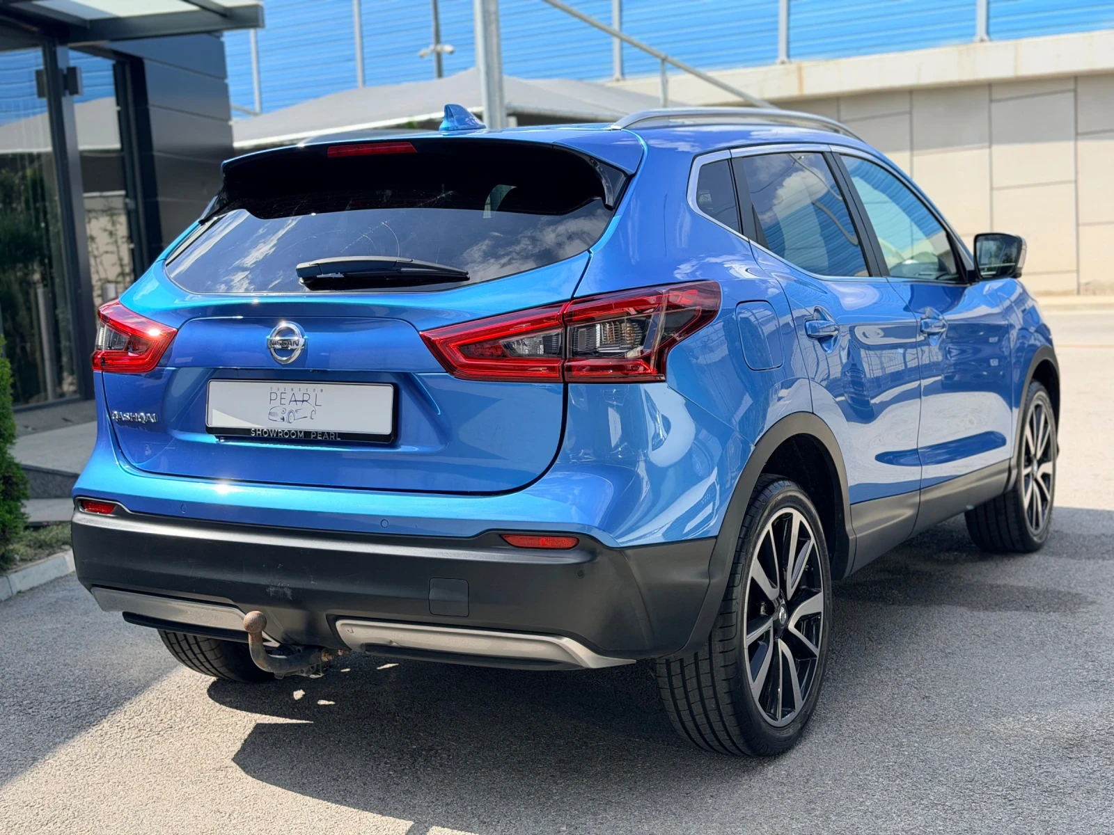 Nissan Qashqai Tekna+ 1.6 dCi X-Tronic CVT Pano Keyless Distronic, снимка 6 - Автомобили и джипове - 54334376