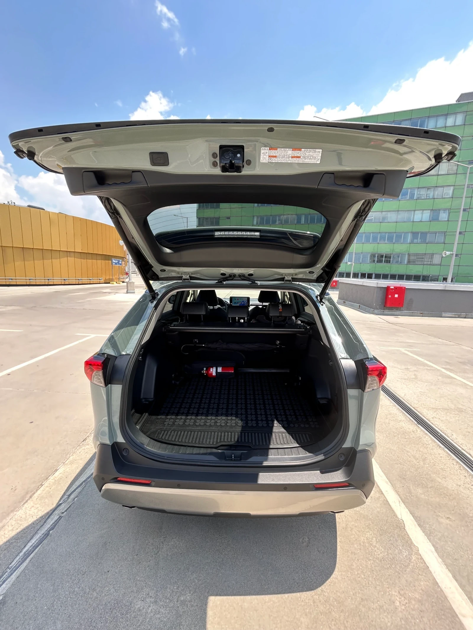 Toyota Rav4, снимка 13 - Автомобили и джипове - 55104738