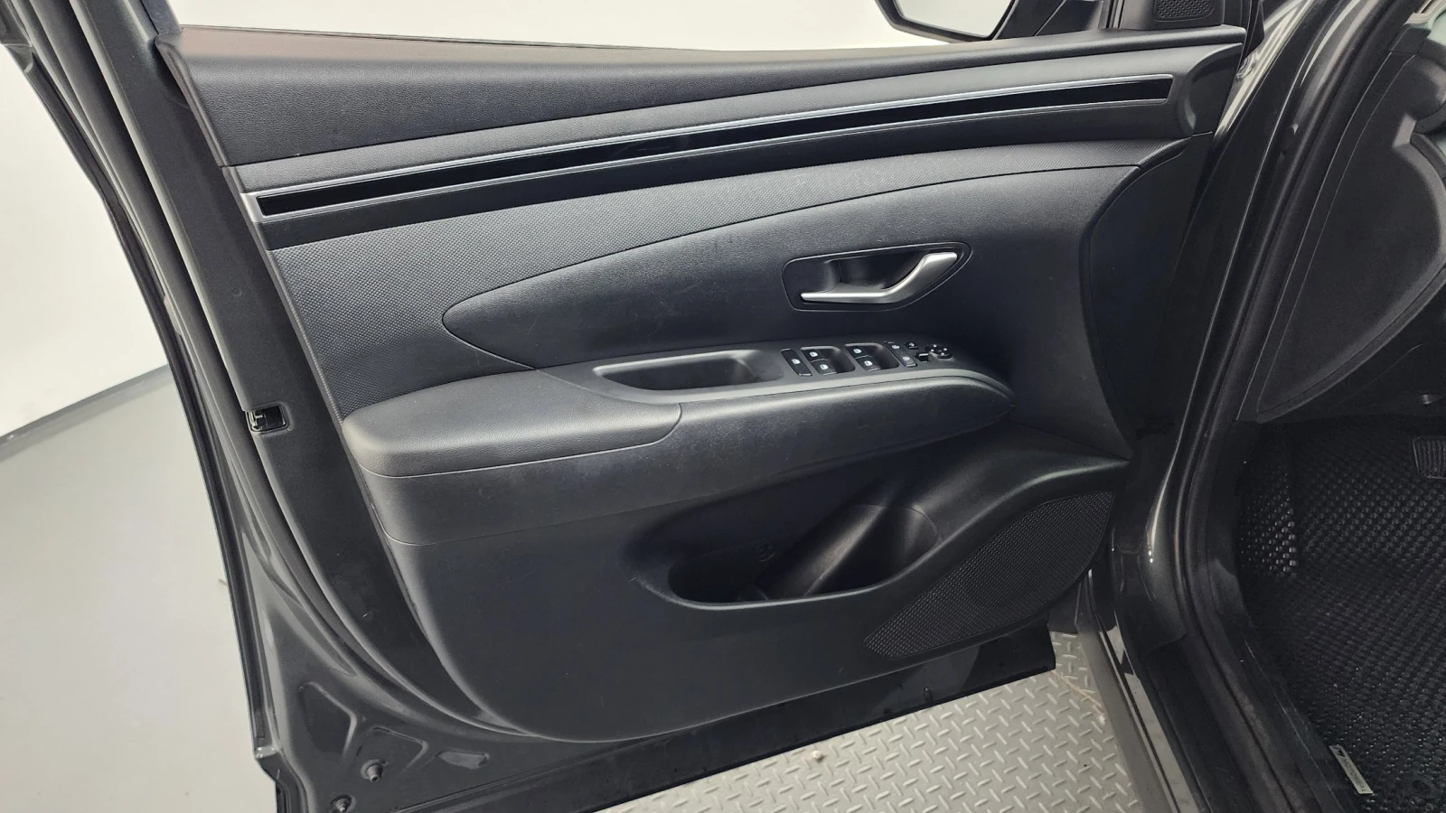 Hyundai Tucson 1.6 Turbo 4WD Modern, снимка 10 - Автомобили и джипове - 56270765