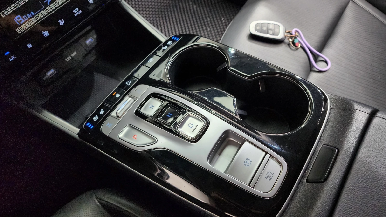 Hyundai Tucson 1.6 Turbo 4WD Modern, снимка 9 - Автомобили и джипове - 56270765
