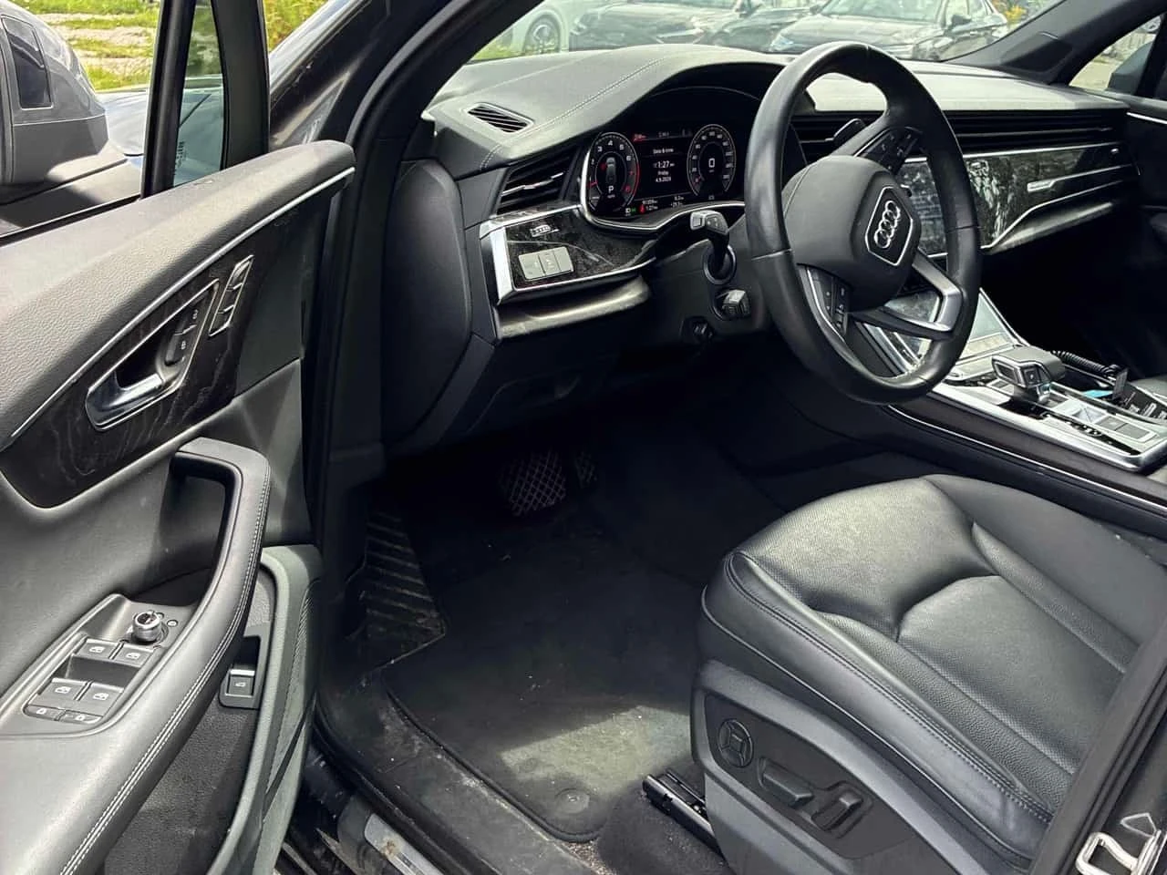 Audi Q7 * Progressiv * CARFAX * ЦЕНА ДО БГ, снимка 10 - Автомобили и джипове - 56527229