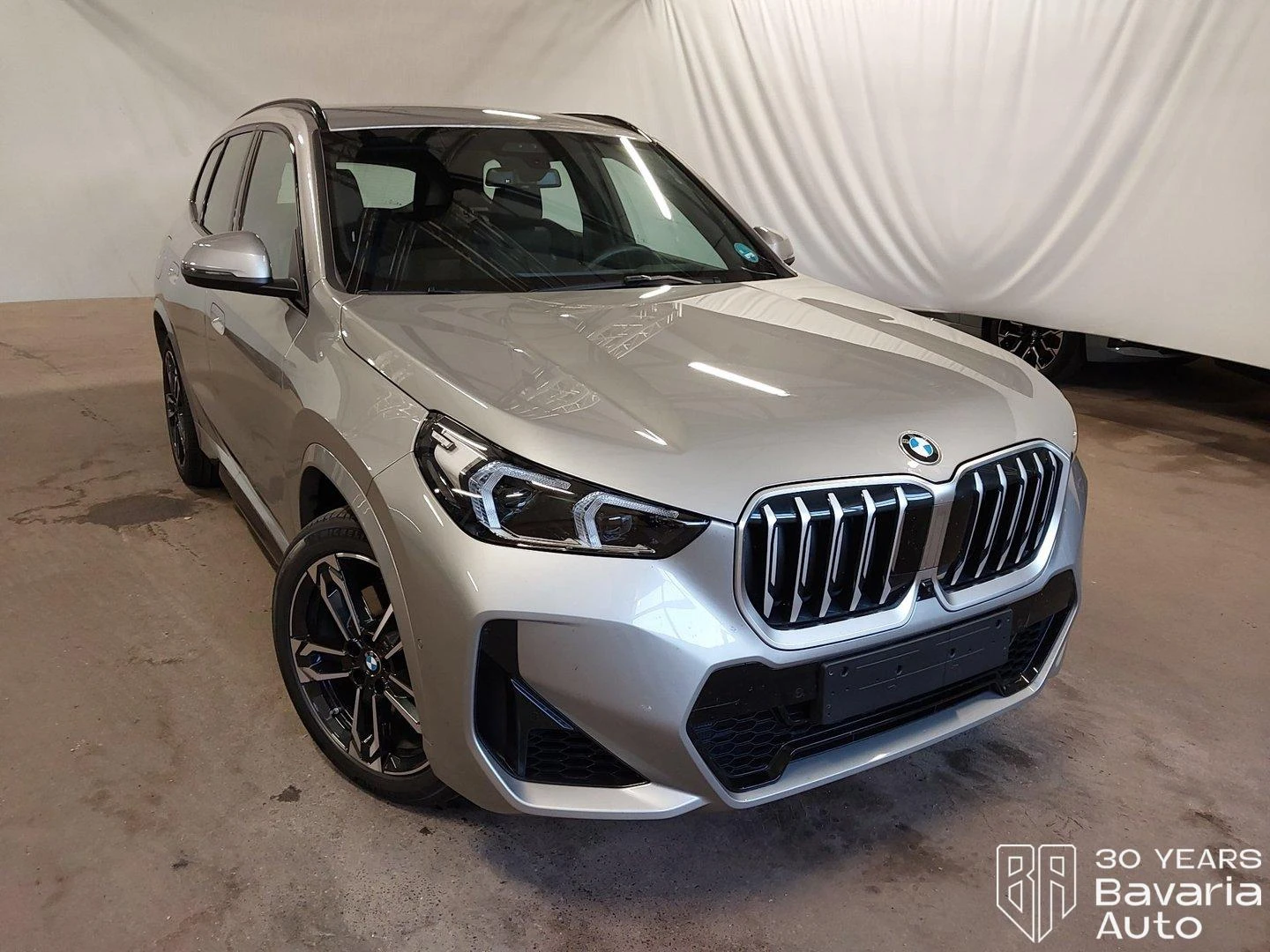 BMW X1 23i xDrive Steptronic, снимка 4 - Автомобили и джипове - 56633713