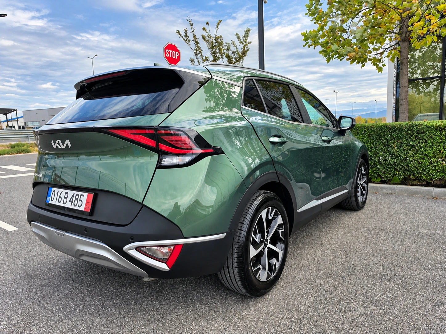 Kia Sportage 1.6 ГАЗ, снимка 5 - Автомобили и джипове - 56723435