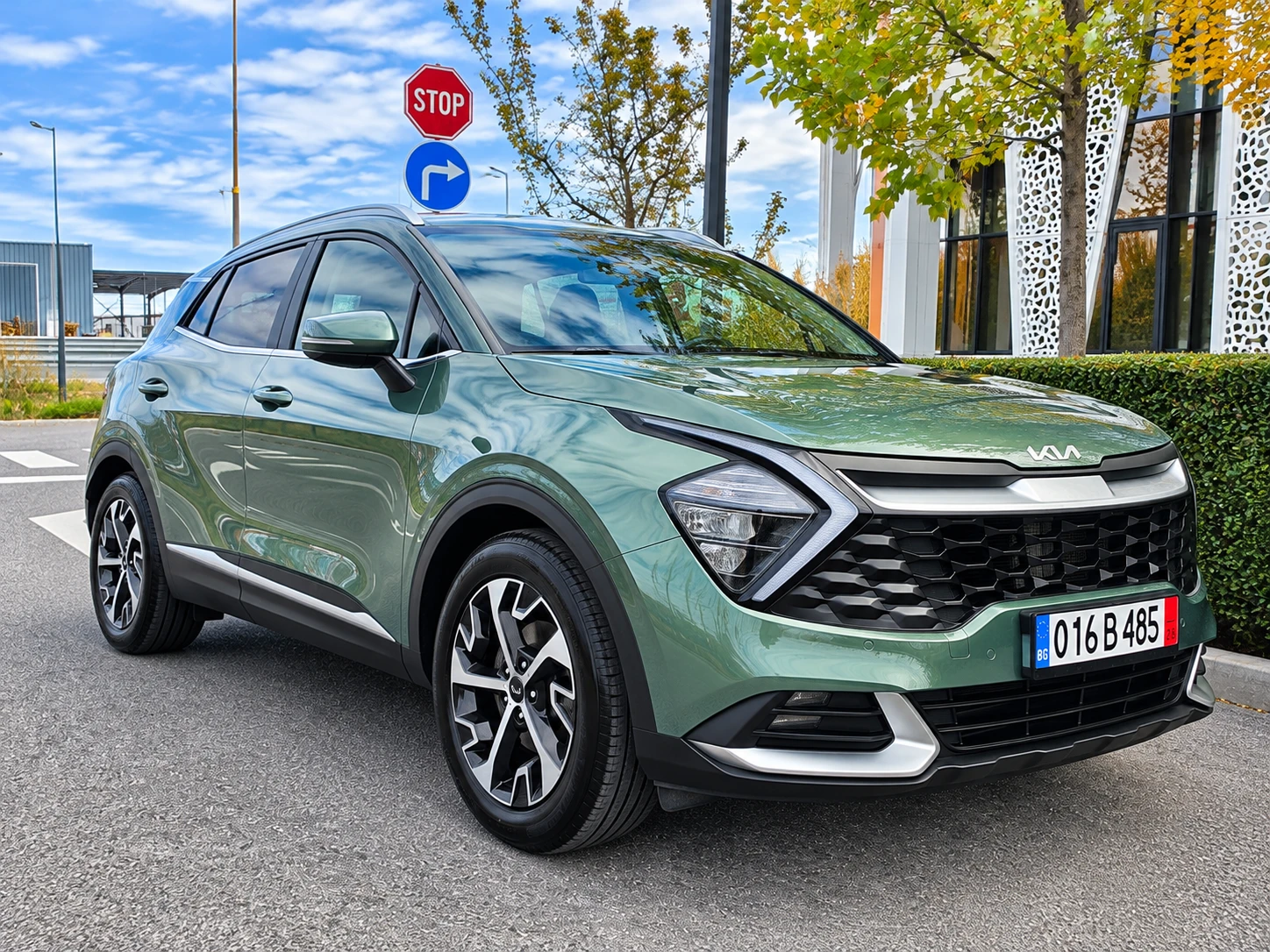 Kia Sportage 1.6 ГАЗ, снимка 3 - Автомобили и джипове - 56723435