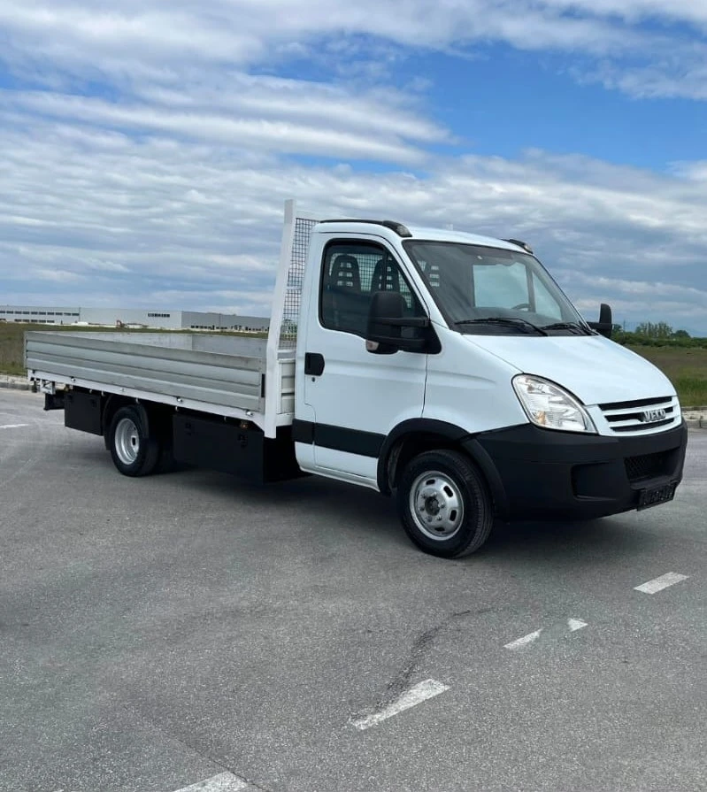 Iveco Daily 35C15 3.0L 150KC 3.5T 4.40M Клима* ПЕРФЕКТЕН, снимка 7 - Бусове и автобуси - 54460905
