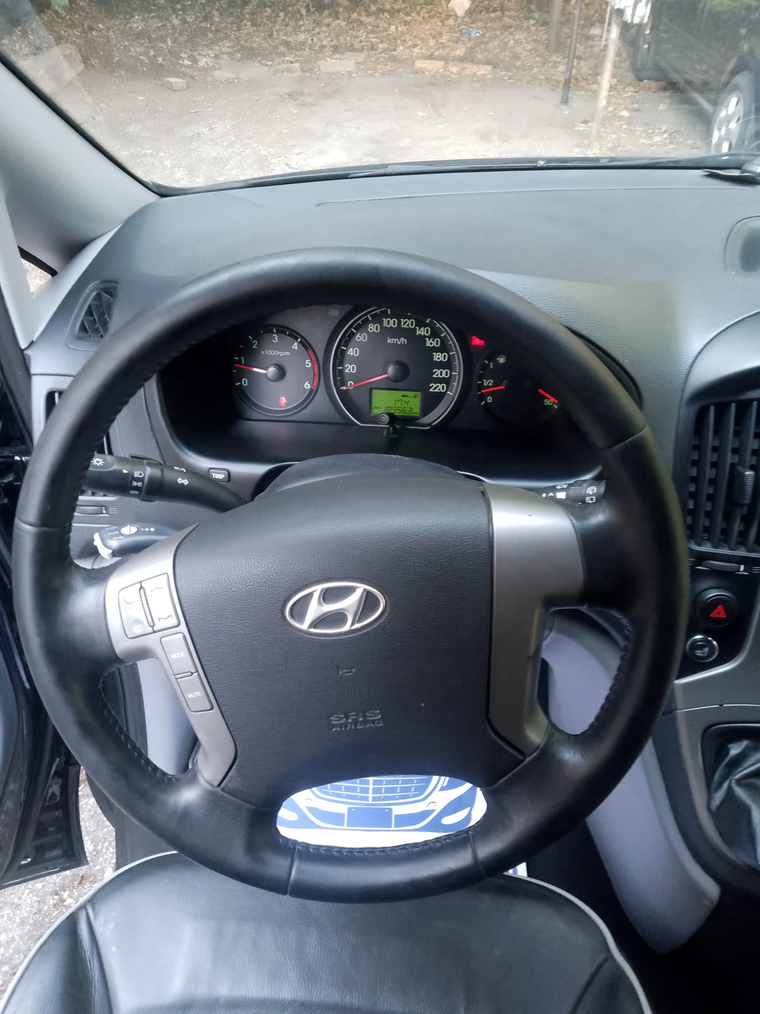 Hyundai H1 2.5 CRDI - изображение 7