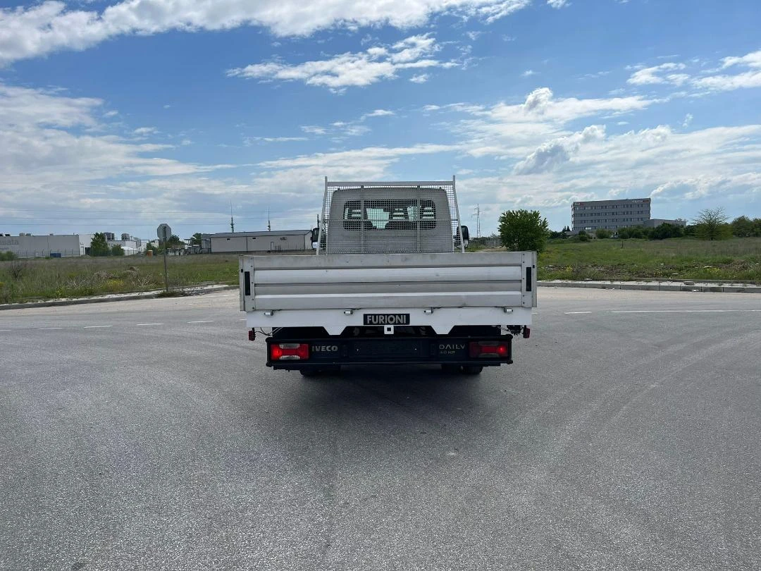 Iveco Daily 35C15 3.0L 150KC 3.5T 4.40M Клима* ПЕРФЕКТЕН, снимка 4 - Бусове и автобуси - 54460905