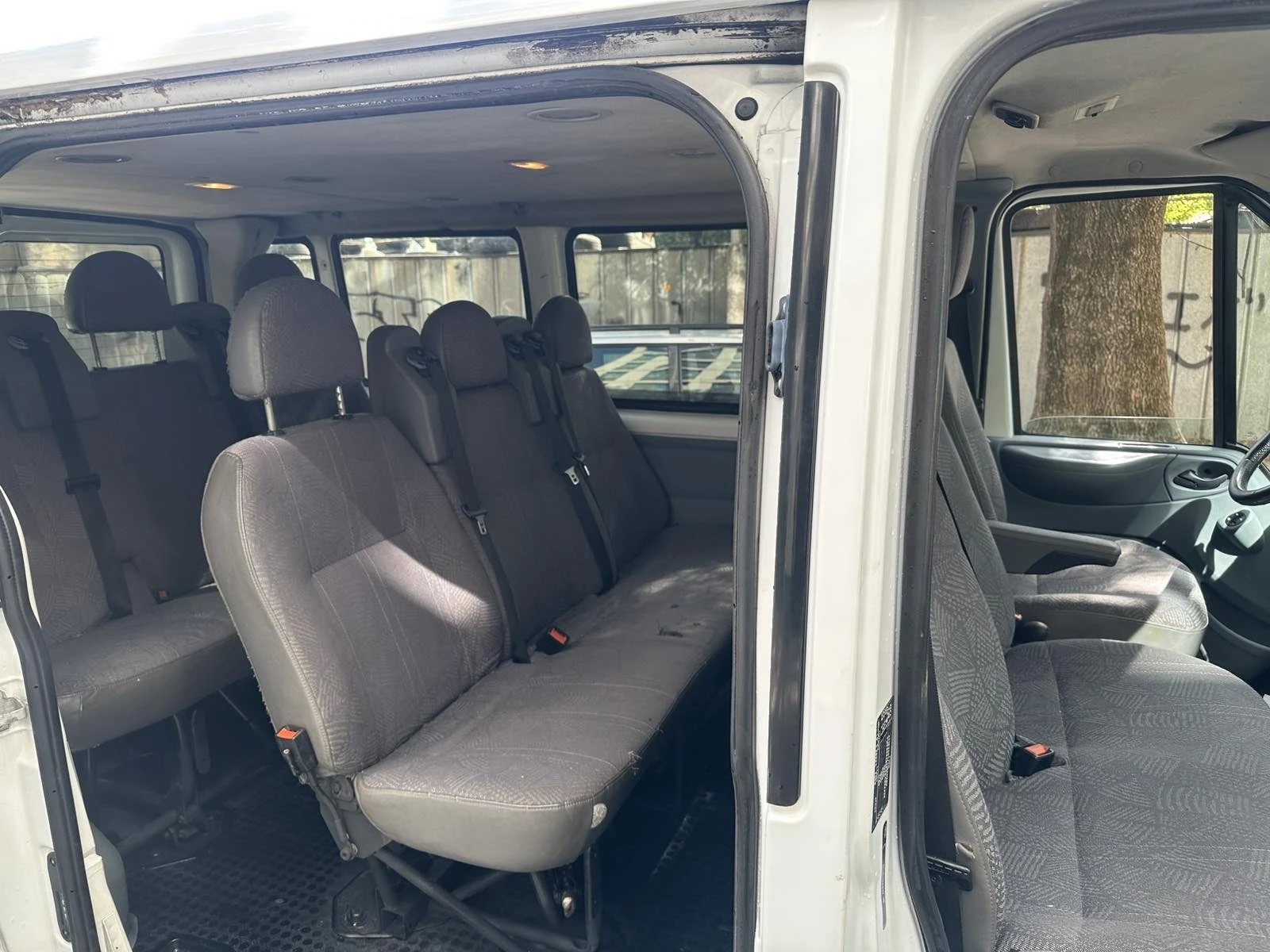 Ford Transit 2.2TDCi, снимка 11 - Бусове и автобуси - 56362273