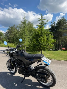 Husqvarna Svartpilen 401 401, снимка 5
