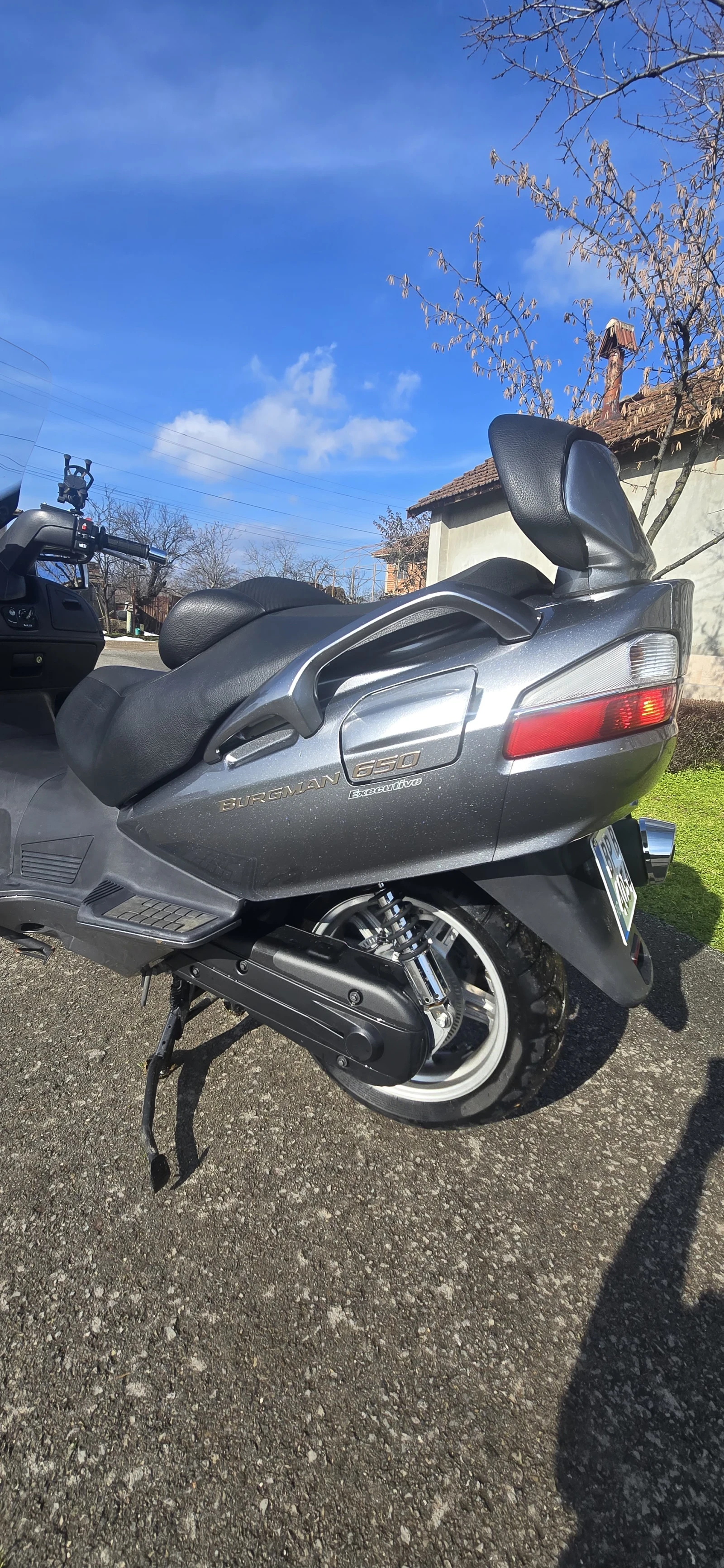 Suzuki Burgman 650  Executive  - изображение 4