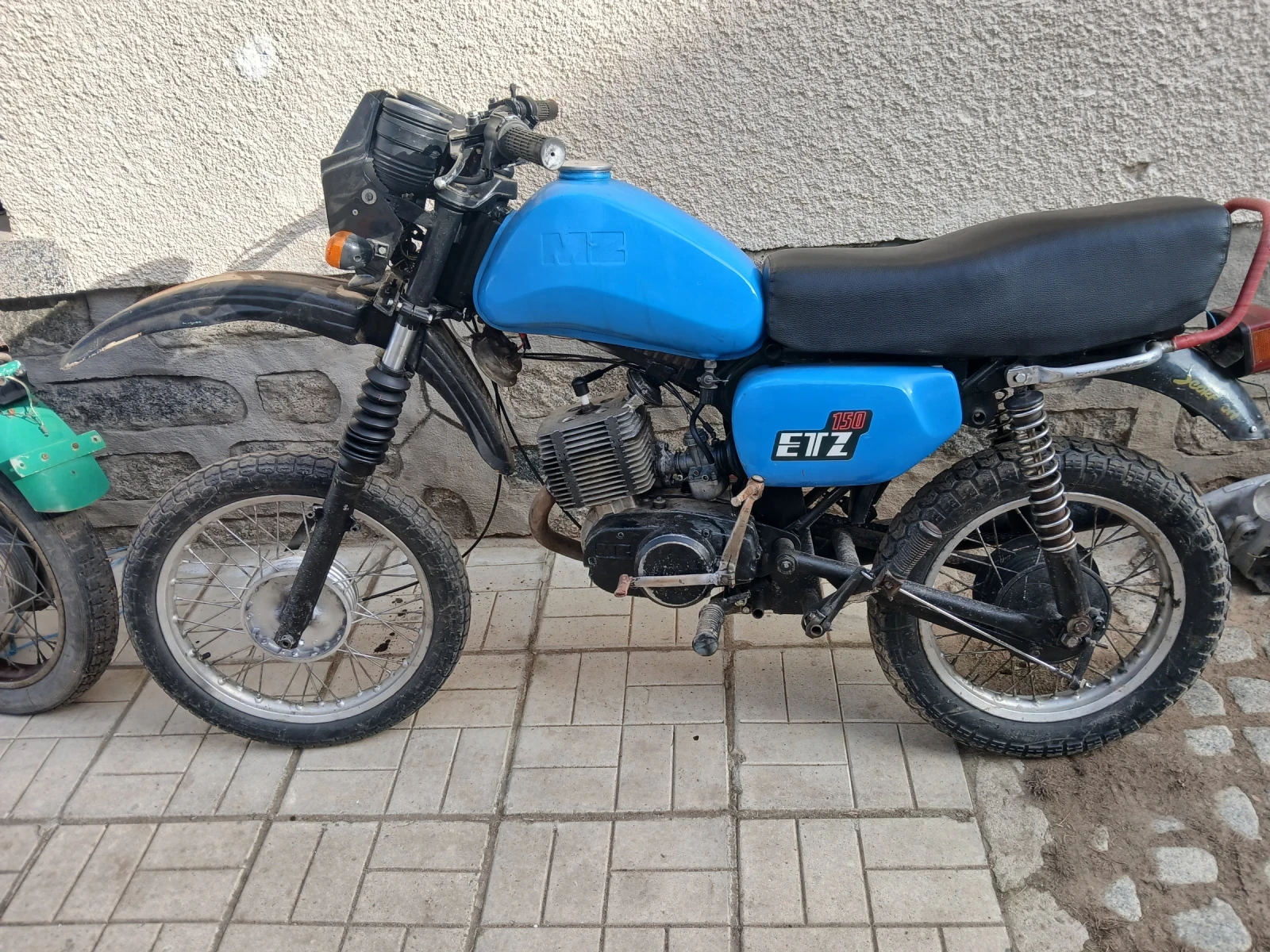 Mz 150 150