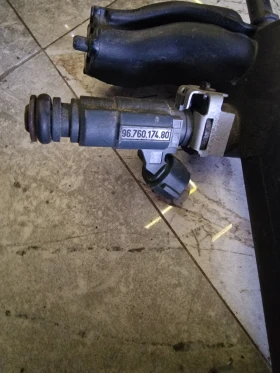 96.760.174.80  9676017480 инжекторна дюза PEUGEOT 208 1.2i VTI 