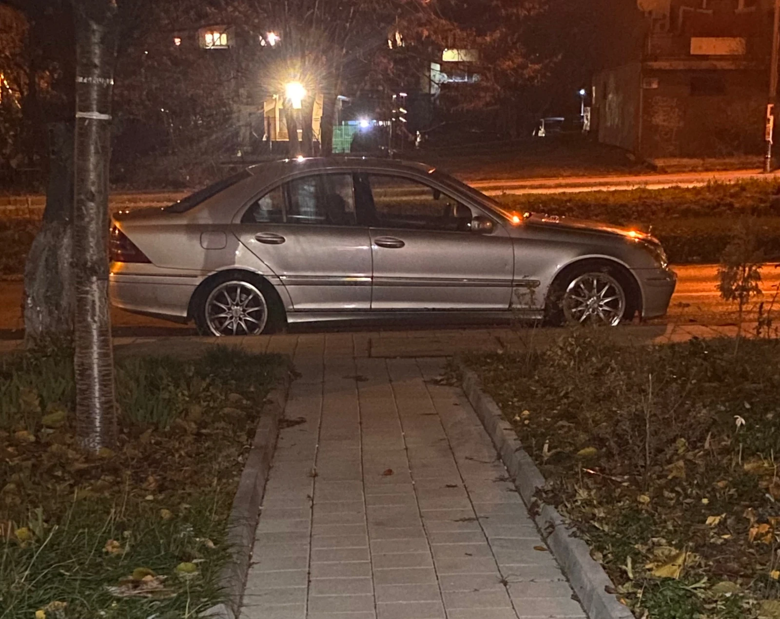 ������ | Mobile.bg � ����������� 6