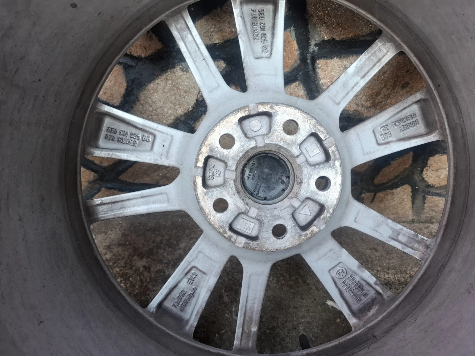 ���� � ������ 225/45R17 �� Audi A4 | Mobile.bg � ����������� 5