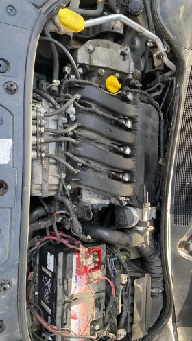 Renault Megane 2.0 16v, снимка 9