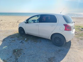 Toyota Yaris 1.3vvt 86 - 3777 € / 7387.17 лв. - 17858422 2