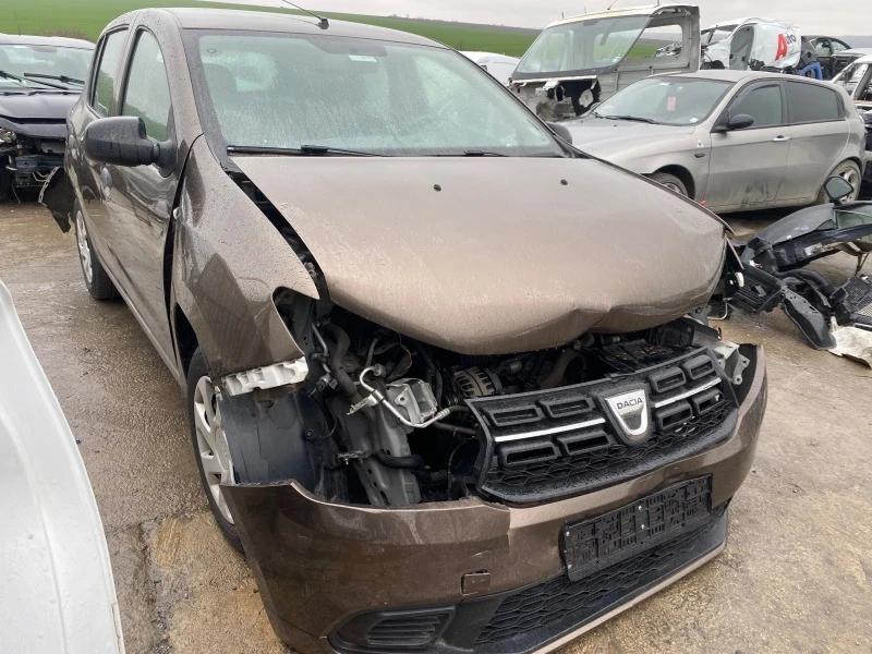 Dacia Sandero 1.0 SCe, снимка 2 - Автомобили и джипове - 44977604